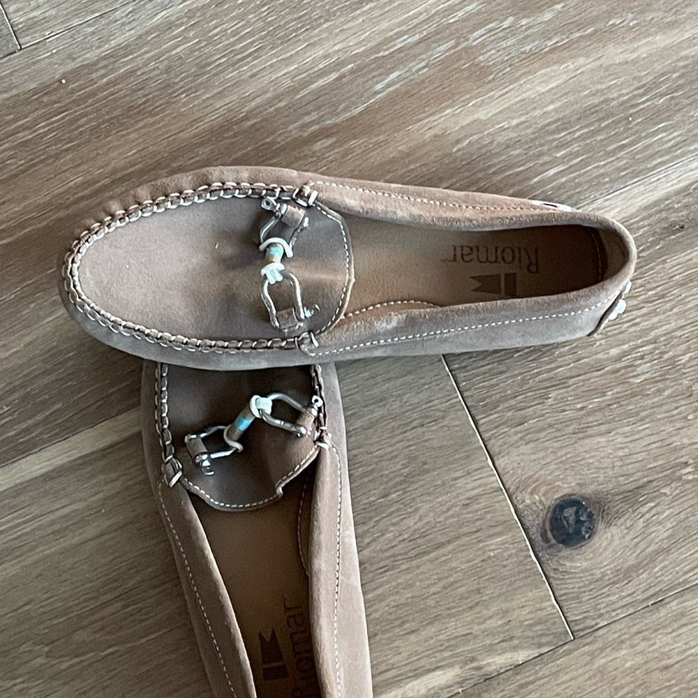 Riomar Tan Suede Driving Nautical Loafers